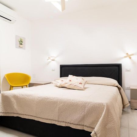 I Parrini Bed & Breakfast ปอร์โต เอมเปโดเกล ภายนอก รูปภาพ