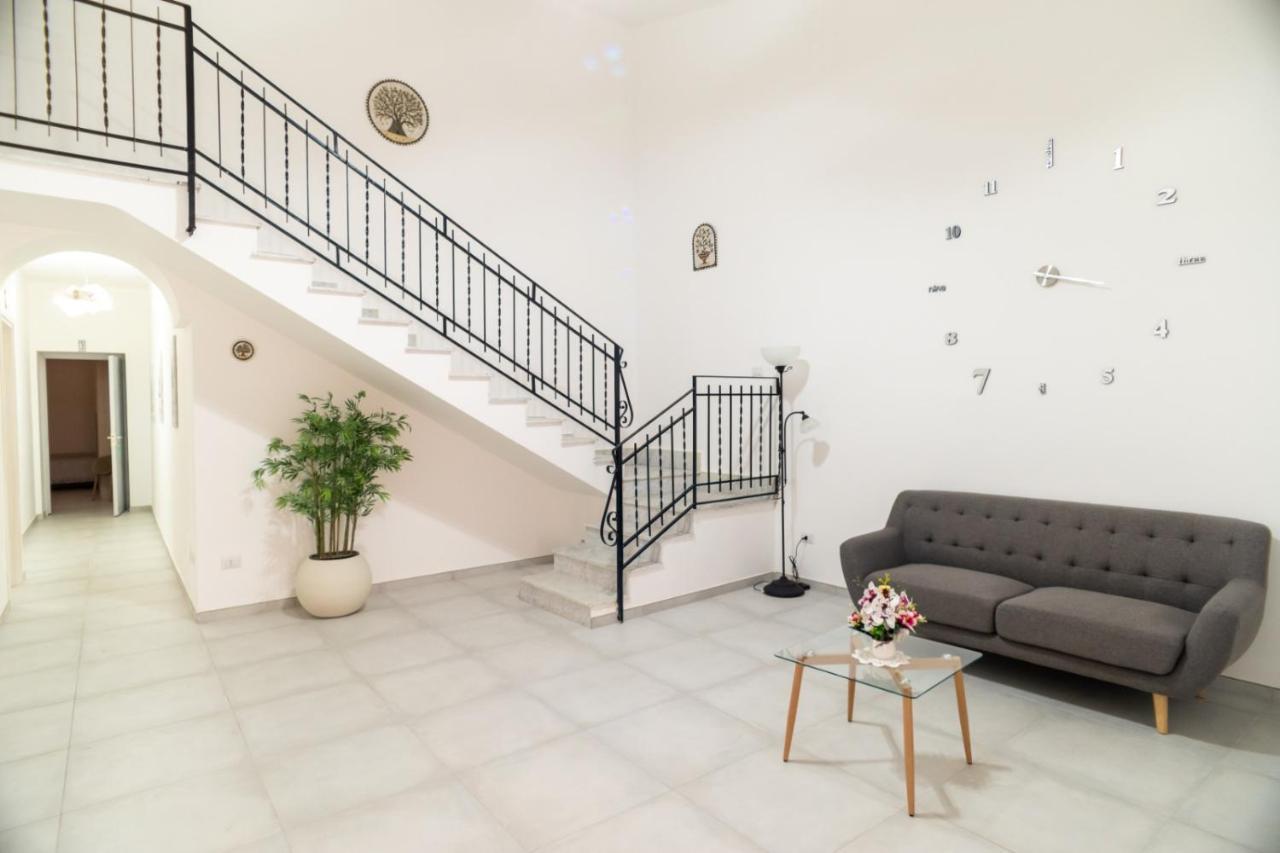 I Parrini Bed & Breakfast ปอร์โต เอมเปโดเกล ภายนอก รูปภาพ