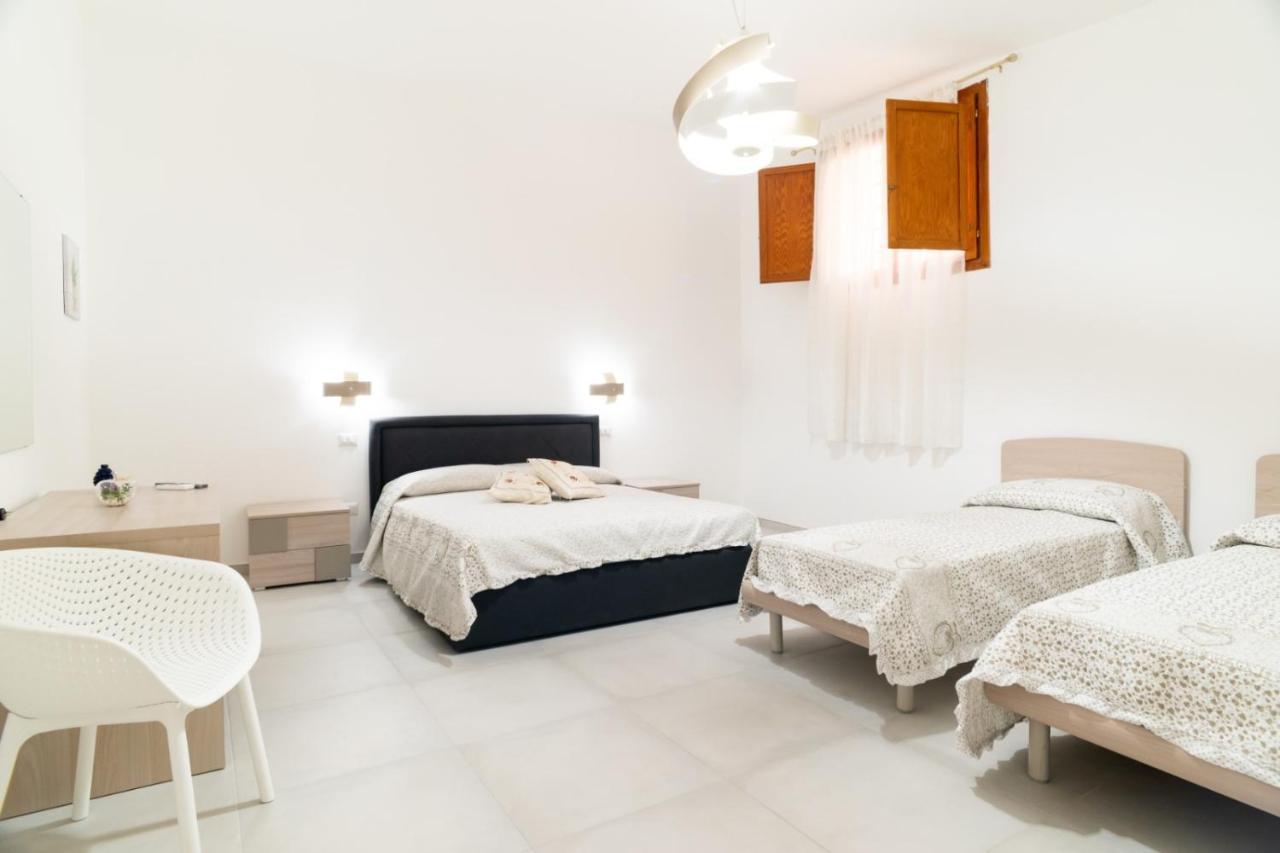 I Parrini Bed & Breakfast ปอร์โต เอมเปโดเกล ภายนอก รูปภาพ