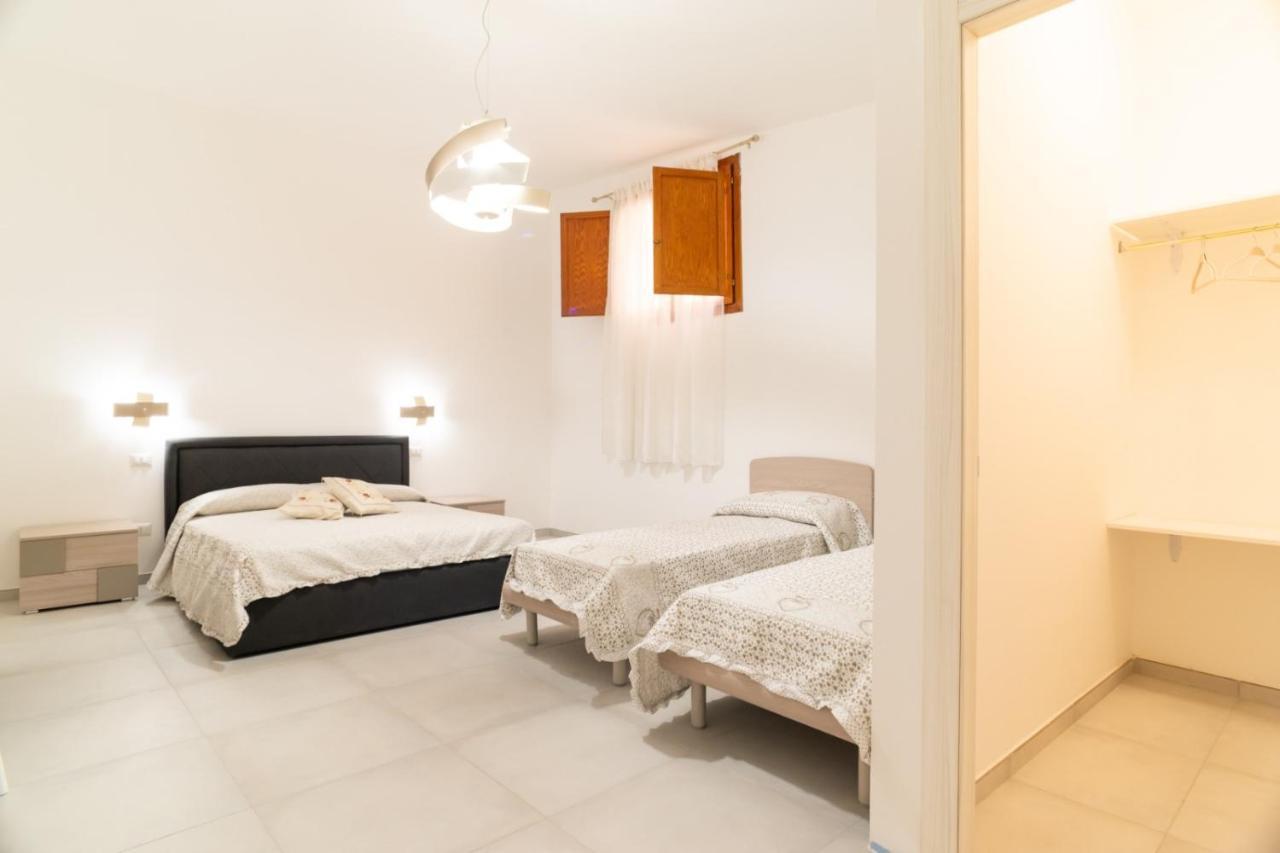 I Parrini Bed & Breakfast ปอร์โต เอมเปโดเกล ภายนอก รูปภาพ